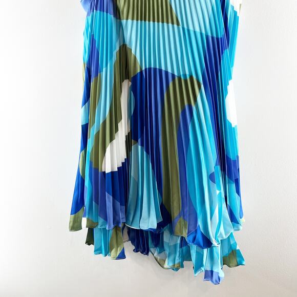 Hutch Blue and Green Pleated Jumpsuit - Picture 11 of 12